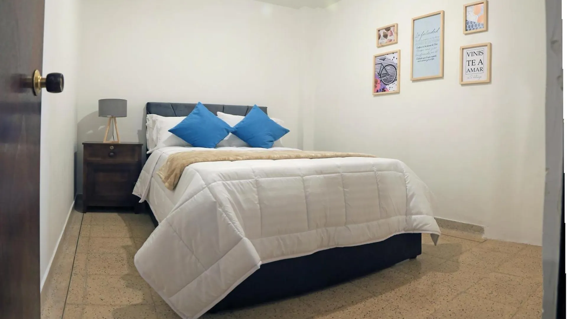 Familiar Y Acogedor Apartment Medellin